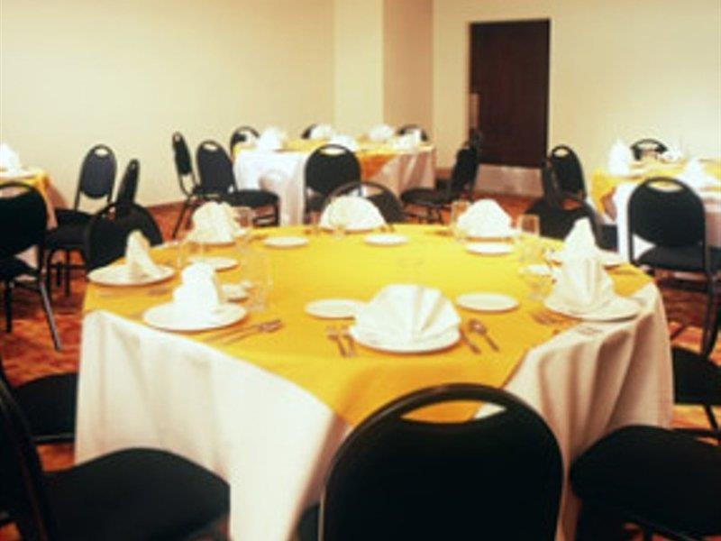 Fiesta Inn Toluca Centro Exteriér fotografie