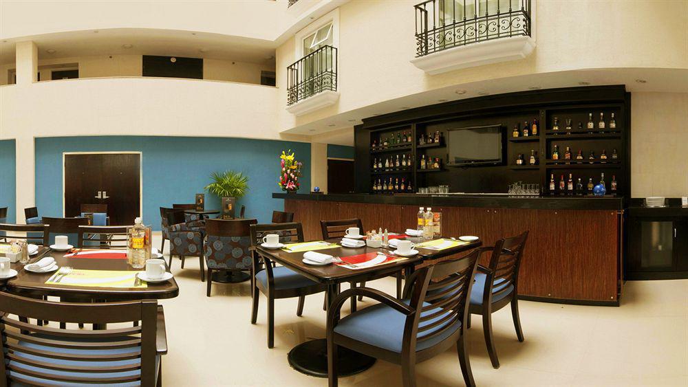 Fiesta Inn Toluca Centro Exteriér fotografie